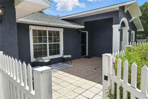 House in Dade City, Florida 4 bedrooms, 273.13 sq.m. № 1788978 - photo 13