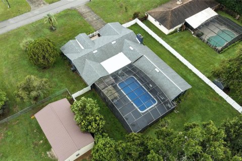 House in Dade City, Florida 4 bedrooms, 273.13 sq.m. № 1788978 - photo 6