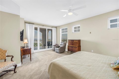 Condominio en venta en Saint Petersburg, Florida, 3 dormitorios, 255.48 m2 № 2222464 - foto 19