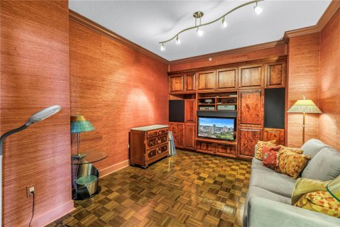 Condominio en venta en Saint Petersburg, Florida, 3 dormitorios, 255.48 m2 № 2222464 - foto 27