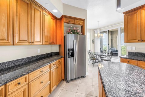 Condominio en venta en Saint Petersburg, Florida, 3 dormitorios, 255.48 m2 № 2222464 - foto 15