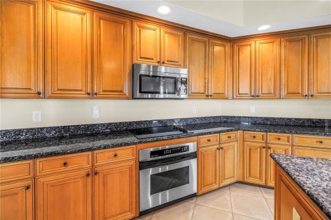 Condominio en venta en Saint Petersburg, Florida, 3 dormitorios, 255.48 m2 № 2222464 - foto 16
