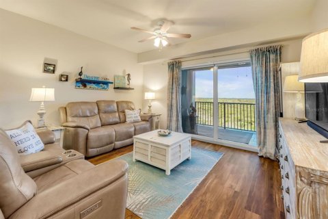 Condo in New Smyrna Beach, Florida, 3 bedrooms  № 2094958 - photo 16