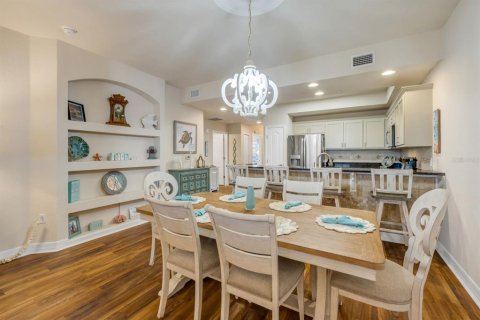 Condo in New Smyrna Beach, Florida, 3 bedrooms  № 2094958 - photo 15