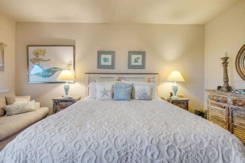 Condo in New Smyrna Beach, Florida, 3 bedrooms  № 2094958 - photo 21