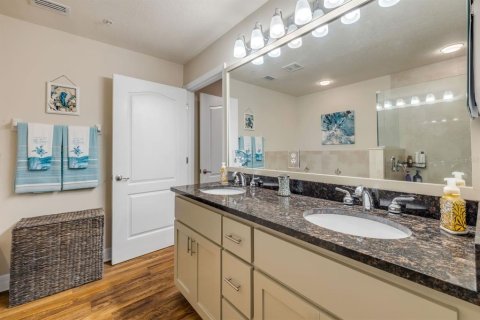 Condo in New Smyrna Beach, Florida, 3 bedrooms  № 2094958 - photo 26
