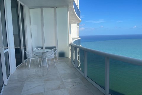 Copropriété à louer à Sunny Isles Beach, Floride: 3 chambres, 195.65 m2 № 1875586 - photo 7