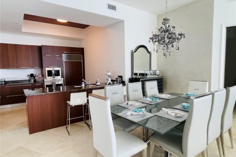 Copropriété à louer à Sunny Isles Beach, Floride: 3 chambres, 195.65 m2 № 1875586 - photo 29