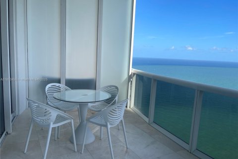 Copropriété à louer à Sunny Isles Beach, Floride: 3 chambres, 195.65 m2 № 1875586 - photo 8