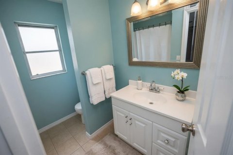House in Venice, Florida 2 bedrooms, 132.76 sq.m. № 2226893 - photo 7