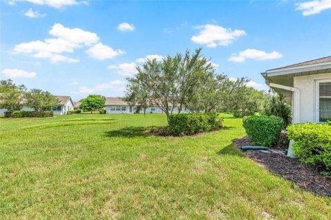 Condo in Sun City Center, Florida, 2 bedrooms  № 1826711 - photo 29