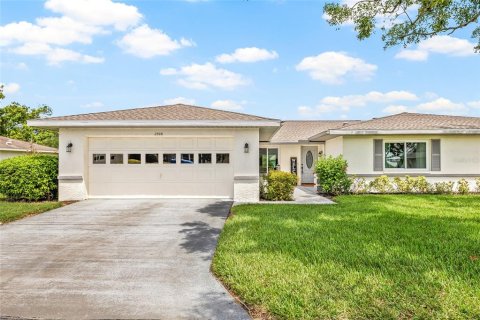 Condo in Sun City Center, Florida, 2 bedrooms  № 1826711 - photo 1