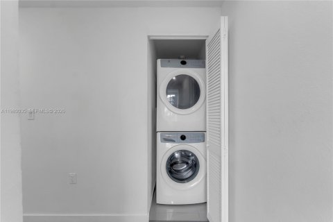 Купить таунхаус в Хомстед, Флорида 4 спальни, 133.22м2, № 2046275 - фото 23