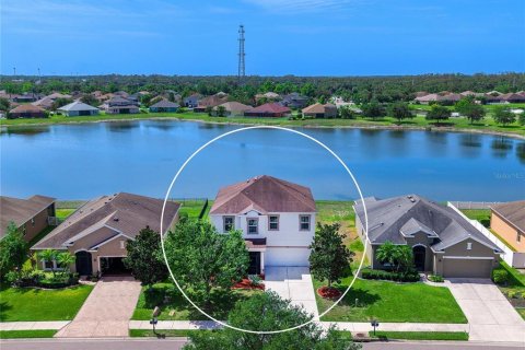 House in Parrish, Florida 4 bedrooms, 213.49 sq.m. № 2157870 - photo 2