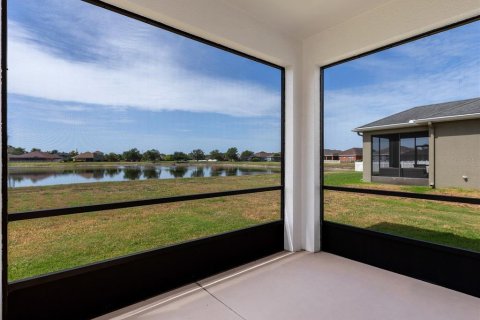House in Parrish, Florida 4 bedrooms, 213.49 sq.m. № 2157870 - photo 3