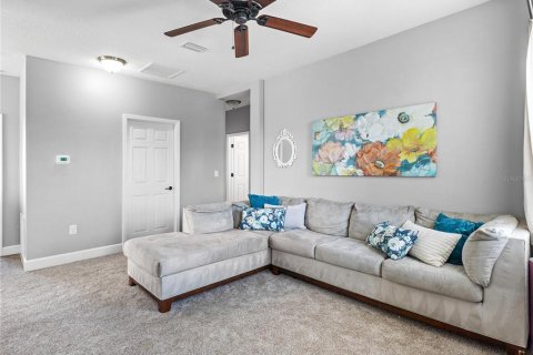 House in Parrish, Florida 4 bedrooms, 213.49 sq.m. № 2157870 - photo 20
