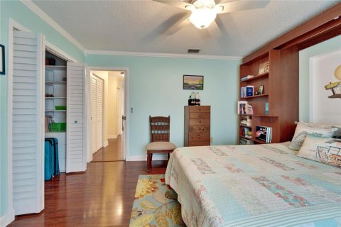 House in Sun City Center, Florida 2 bedrooms, 193.05 sq.m. № 2413411 - photo 30