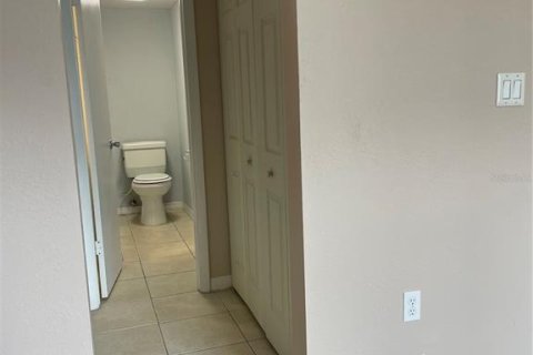 Touwnhouse à louer à Brandon, Floride: 2 chambres, 99.22 m2 № 1659668 - photo 22