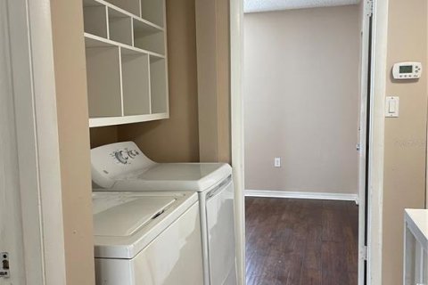 Touwnhouse à louer à Brandon, Floride: 2 chambres, 99.22 m2 № 1659668 - photo 24