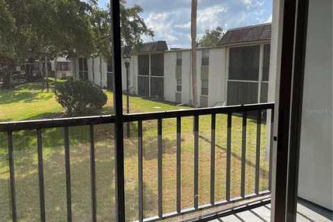 Touwnhouse à louer à Brandon, Floride: 2 chambres, 99.22 m2 № 1659668 - photo 9