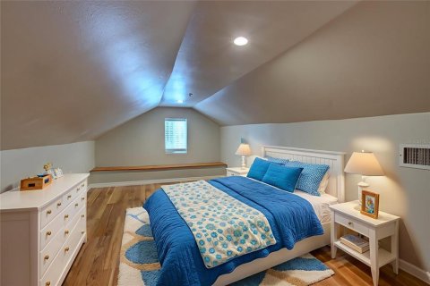 House in Geneva, Florida 3 bedrooms, 140.28 sq.m. № 1879072 - photo 23
