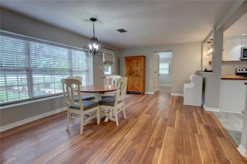 House in Geneva, Florida 3 bedrooms, 140.28 sq.m. № 1879072 - photo 8