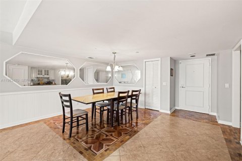 Condo in Boca Raton, Florida, 2 bedrooms  № 2026295 - photo 20