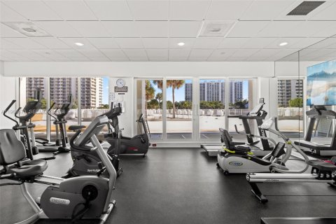 Condo in Boca Raton, Florida, 2 bedrooms  № 2026295 - photo 13