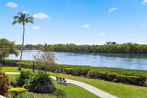 Condo in Boca Raton, Florida, 2 bedrooms  № 2026295 - photo 16