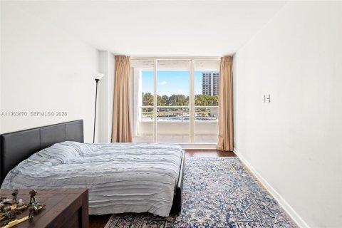 Condo in Boca Raton, Florida, 2 bedrooms  № 2026295 - photo 8