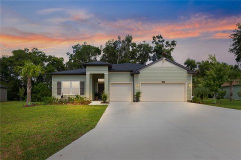 Casa en venta en Dunnellon, Florida, 4 dormitorios, 250.09 m2 № 1895031 - foto 1