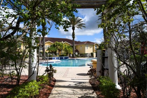 Condo in Orlando, Florida, 2 bedrooms  № 1847050 - photo 14