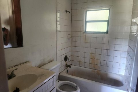 House in De Leon Springs, Florida 3 bedrooms, 90.58 sq.m. № 1885048 - photo 14