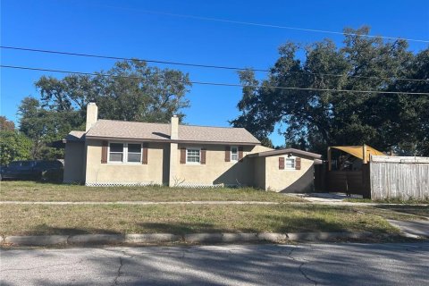 House in Tampa, Florida 2 bedrooms, 109.07 sq.m. № 2122317