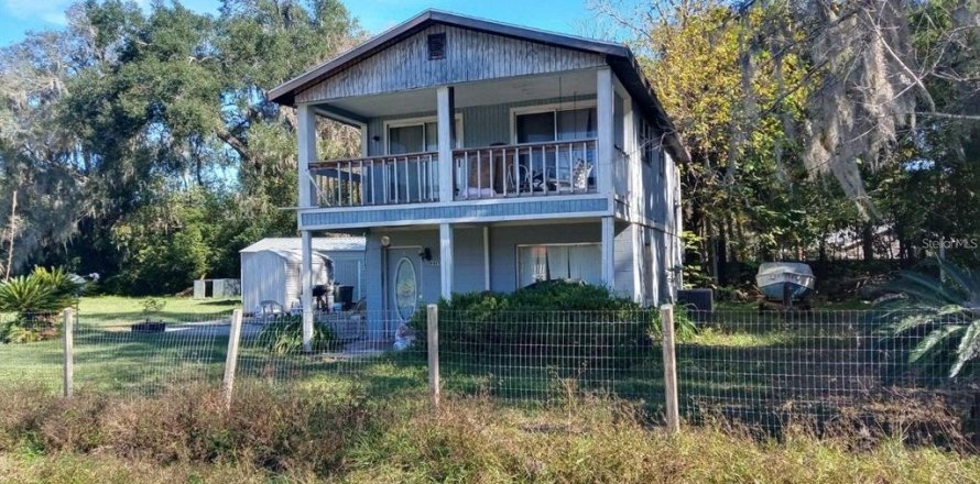 House in Anthony, Florida 2 bedrooms, 118.91 sq.m. № 2258870