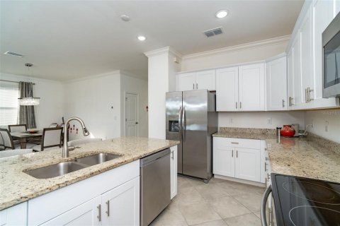House in Venice, Florida 4 bedrooms, 189.06 sq.m. № 1535556 - photo 12