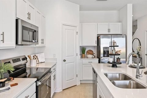 Adosado en venta en Groveland, Florida, 3 dormitorios, 144.74 m2 № 1901968 - foto 9
