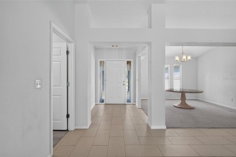House in Palm Coast, Florida 3 bedrooms, 194.82 sq.m. № 2304649 - photo 6