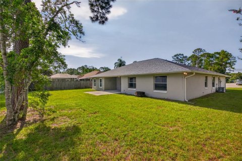 House in Palm Coast, Florida 3 bedrooms, 194.82 sq.m. № 2304649 - photo 25
