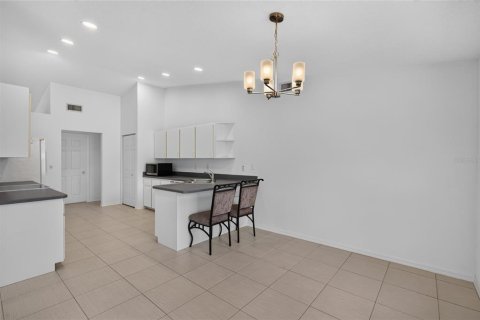 House in Palm Coast, Florida 3 bedrooms, 194.82 sq.m. № 2304649 - photo 19