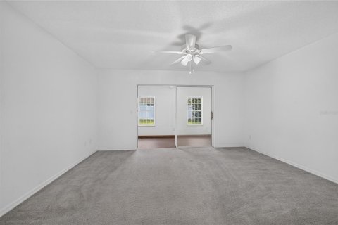 House in Palm Coast, Florida 3 bedrooms, 194.82 sq.m. № 2304649 - photo 28