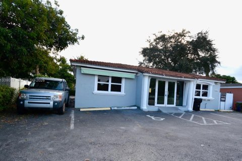 Immobilier commercial à North Miami Beach, Floride № 2154755