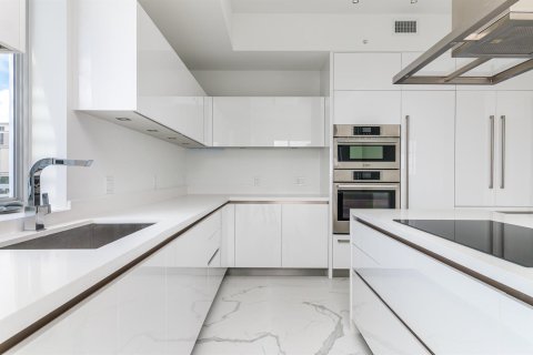 Condo in Boca Raton, Florida, 2 bedrooms  № 2175511 - photo 2