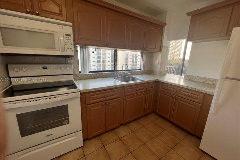 Copropriété à louer à Sunny Isles Beach, Floride: 1 chambre, 71.26 m2 № 2260867 - photo 7