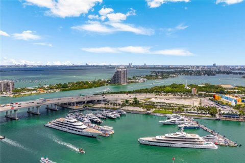 Купить кондоминиум в Майами, Флорида 2 спальни, 127.28м2, № 2067644 - фото 27