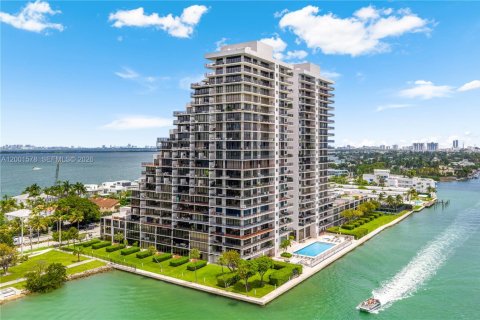 Купить кондоминиум в Майами, Флорида 2 спальни, 127.28м2, № 2067644 - фото 21