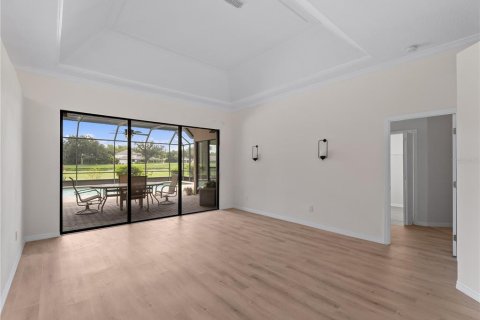 House in Bradenton, Florida 4 bedrooms, 285.77 sq.m. № 1824575 - photo 6