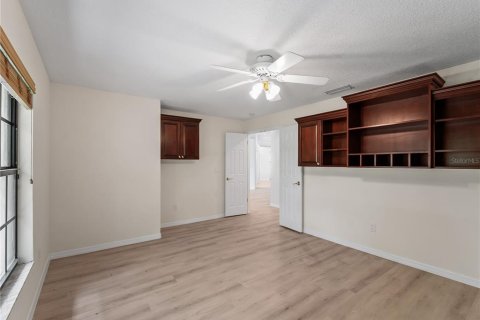 House in Bradenton, Florida 4 bedrooms, 285.77 sq.m. № 1824575 - photo 23