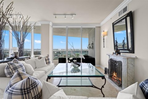 Condominio en venta en Bal Harbour, Florida, 4 dormitorios, 271.09 m2 № 2170905 - foto 6