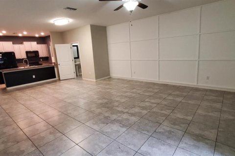 Touwnhouse à vendre à Riverview, Floride: 3 chambres, 179.12 m2 № 2156272 - photo 5